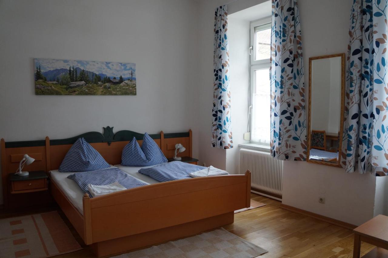 Luise Wehrenfennig & Haus Eva Hotel Bad Goisern Room photo