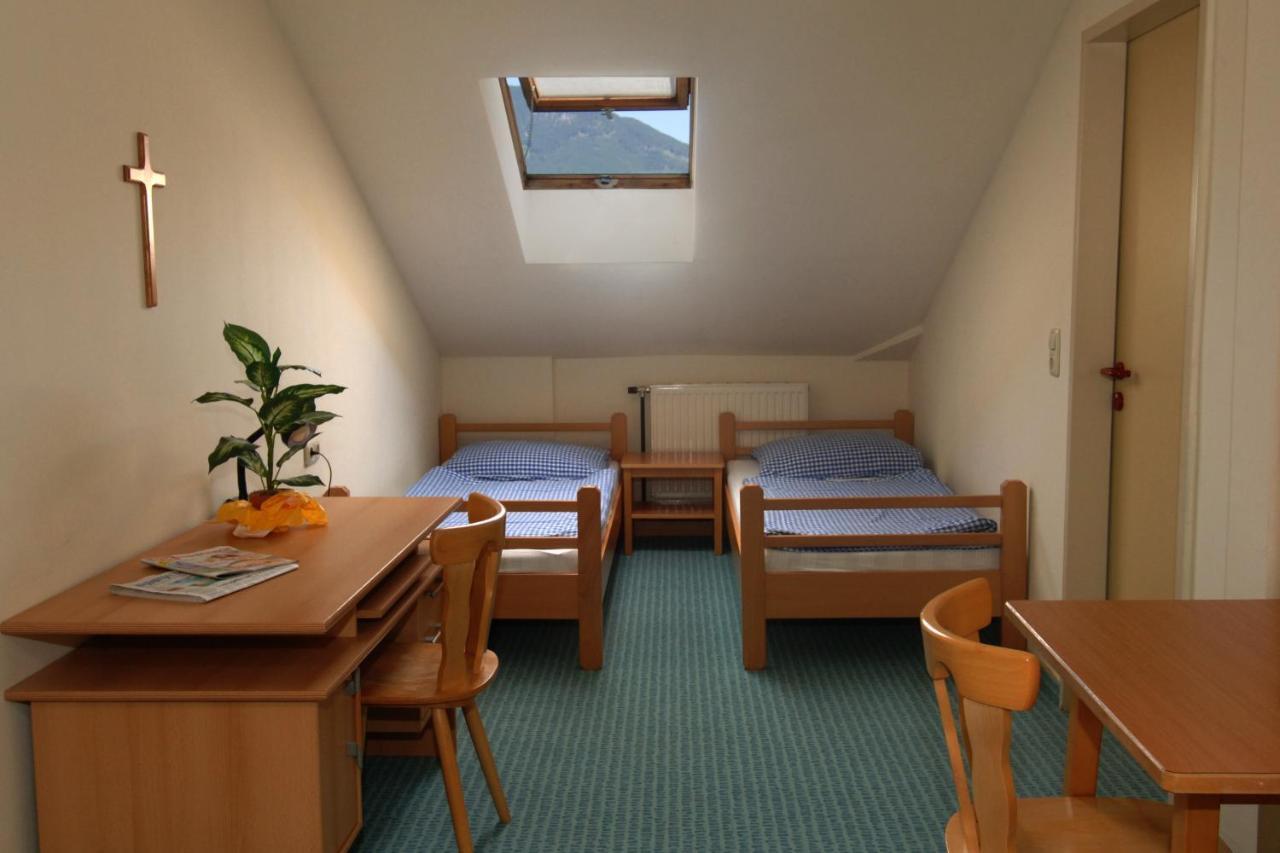 Luise Wehrenfennig & Haus Eva Hotel Bad Goisern Room photo